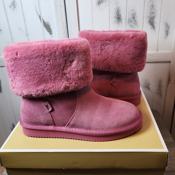 Michael Kors Julia Bootie in Rosewood - Picture 2 of 10